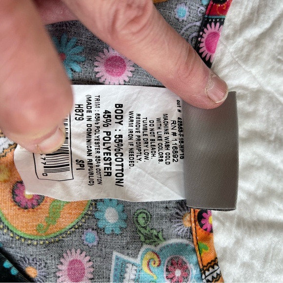 Halloween scrub top uniform, two pockets size Small Petite - Picture 8 of 8